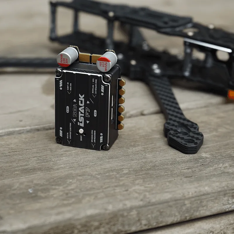 Axisflying Plug and Play Stack 50A F7 iSTACK - 20x20mm