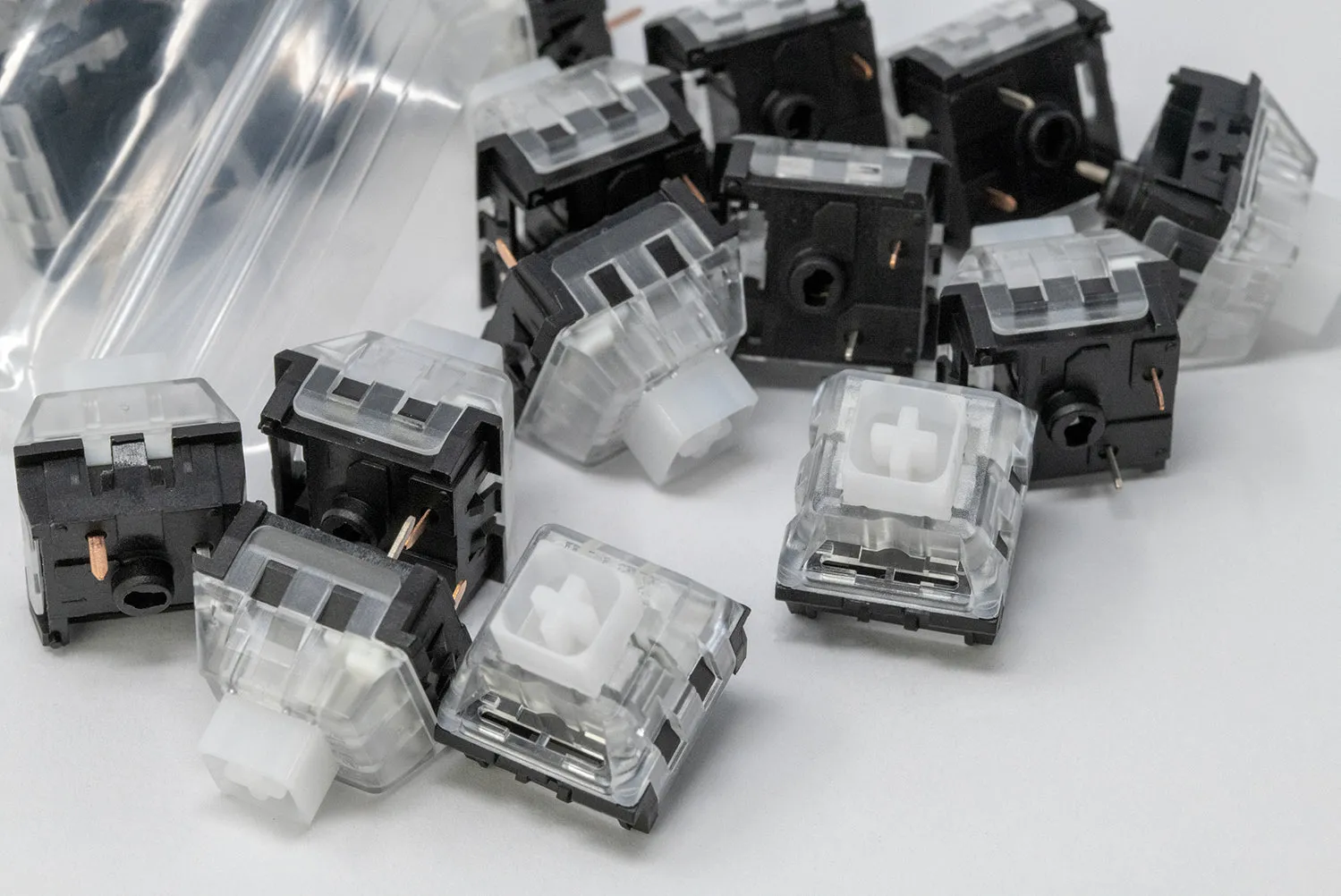 Hako Royal Clear Mechanical Switches (10 ct.)