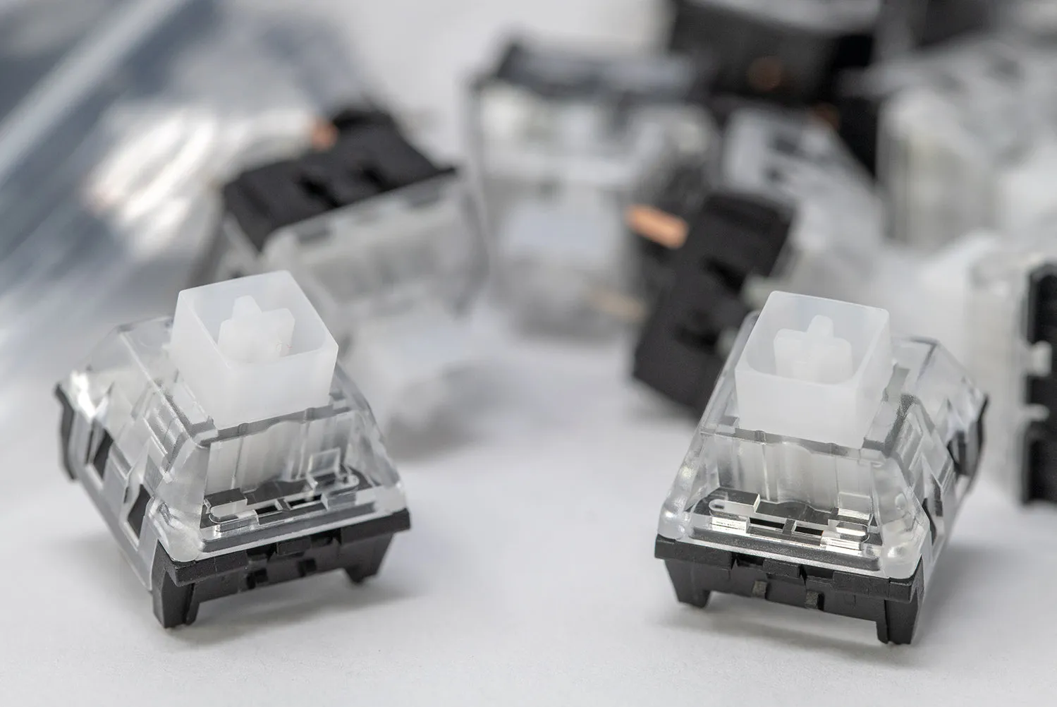 Hako Royal Clear Mechanical Switches (10 ct.)