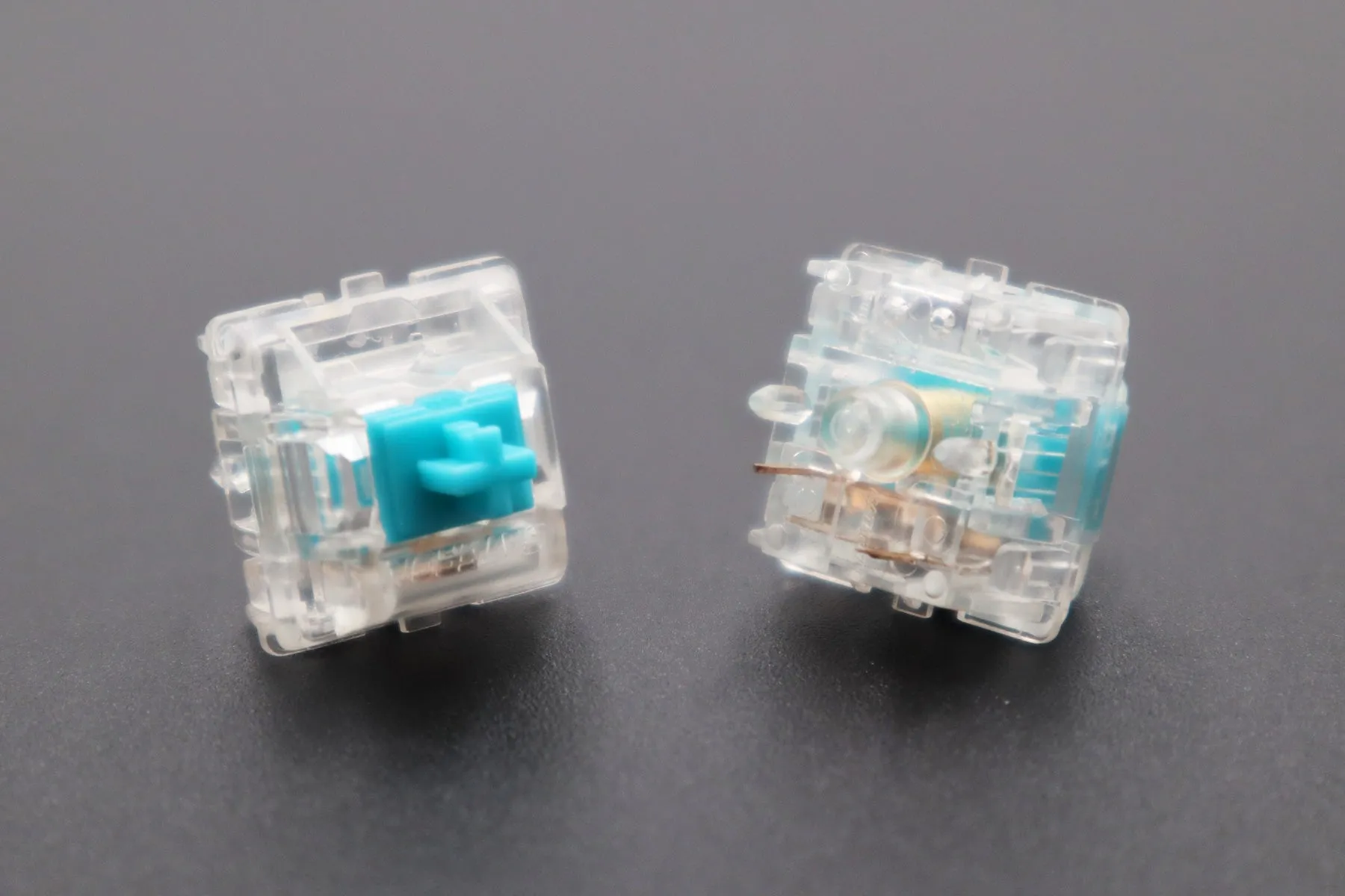 Zeal Blue Zilents V2 Switches (silent tactile)